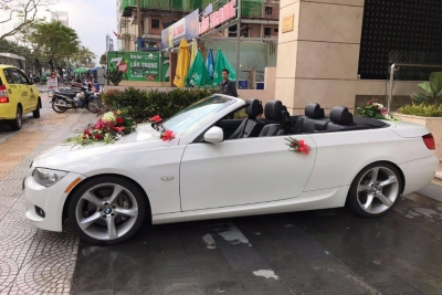 xe Bmw mui trần sang trọng trong ngày cưới tại Đà Nẵng