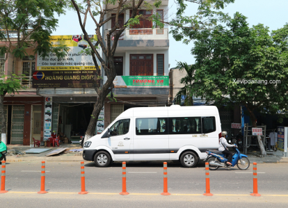 Gía thuê xe du lịch 16 chỗ Hyundai Solati tại Đà Nẵng Hội An 