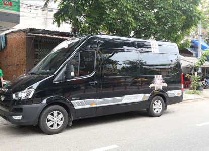 Thuê xe Hyundai Solati Limousine Đà Nẵng có ghế massage