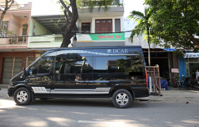 Thuê xe DCAR FORD LIMOUSINE 9 chỗ tại Đà Nẵng có ưu đãi gì?