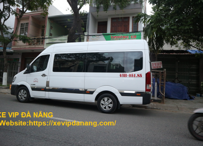 Cho thuê xe Solati Limousine 9 chỗ - 12 chỗ tại Đà Nẵng 