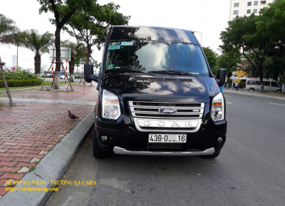 Cho thuê xe Dcar Limousine 9 chỗ 12 chỗ tại Đà Nẵng 
