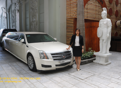 Cho thuê xe Chrysler Limousine rước dâu đám cưới tại Đà Nẵng 