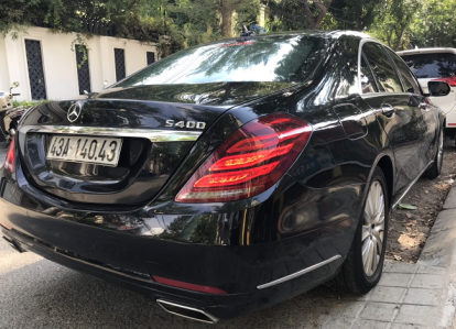 Cho thuê xe 4 chỗ Mercedes-Benz S400 tại Đà Nẵng