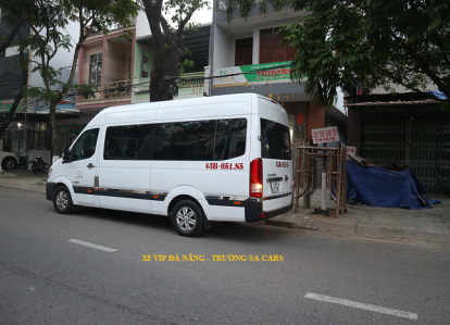 Cho thuê xe Hyundai Solati 16 chỗ tại Huế Đà Nẵng 