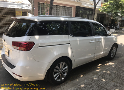 Cho thuê xe Kia Sedona tại Đà Nẵng đi Huế giá rẻ 
