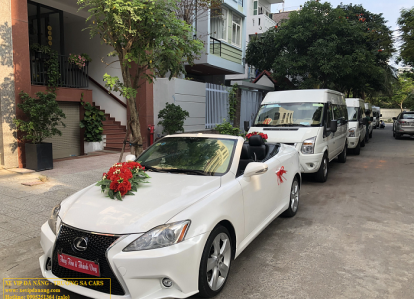 Cho thuê xe Mui Trần Lexus tại Huế Hội An Đà Nẵng 