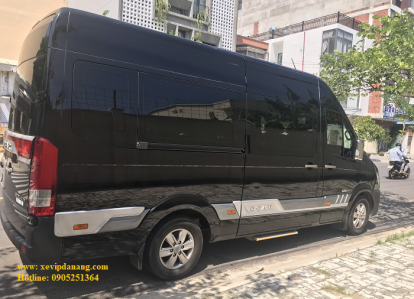 Thuê xe Dcar Limousine 12 chỗ giá rẻ tại Đà Nẵng 