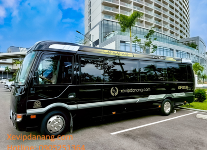 Thuê xe Limousine 18 chỗ Đà Nẵng Huế Hội An 