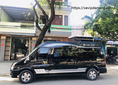 Thuê xe sang Dcar Limousine 10 chỗ ở tại Đà Nẵng 