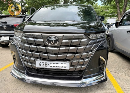 Thuê xe Toyota Alphard Đà Nẵng phục vụ khách VIP Thuê xe Toyota Alphard Đà Nẵng phục vụ khách VIP