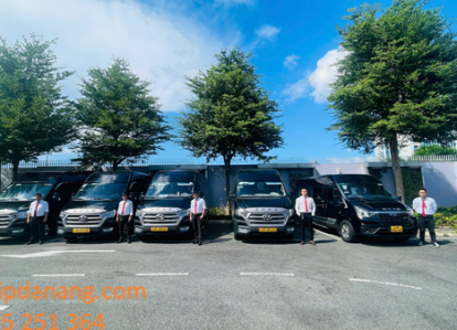 Xe Dcar Limousine 9 chỗ đi Hội An Đà Nẵng Huế 