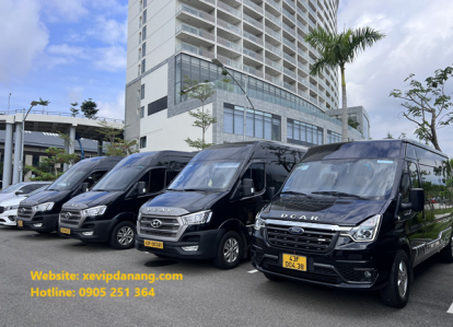 Xe Limousine Đà Nẵng cho thuê xe 9 chỗ 
