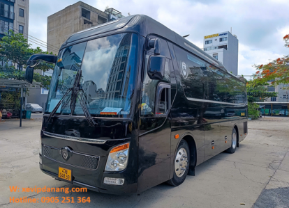 Xe VIP Limousine 19 chỗ tại Đà Nẵng 