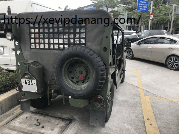 bang-gia-cho-thue-xe-jeep-da-nang-nam-2020-(4)