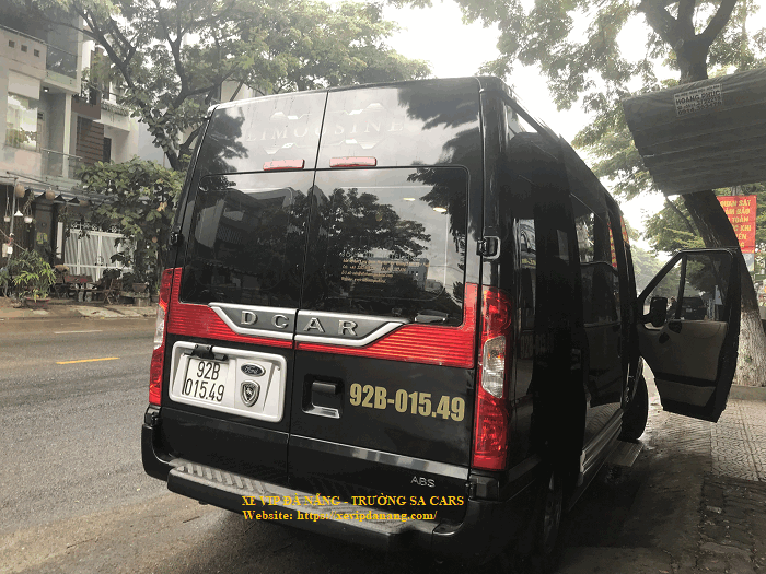 bang-gia-thue-xe-dcar-limousine-9-cho-tai-da-nang-(4)