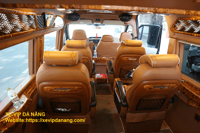 cho-thue-xe-dcar-ford-limousine-9-cho-tai-da-nang-(3)
