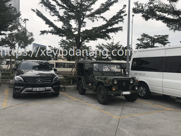 cho-thue-xe-jeep-army-4-cho-tai-da-nang-(5)