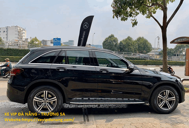 cho-thue-xe-mercedes-benz-glc-200-tai-da-nang-(1)