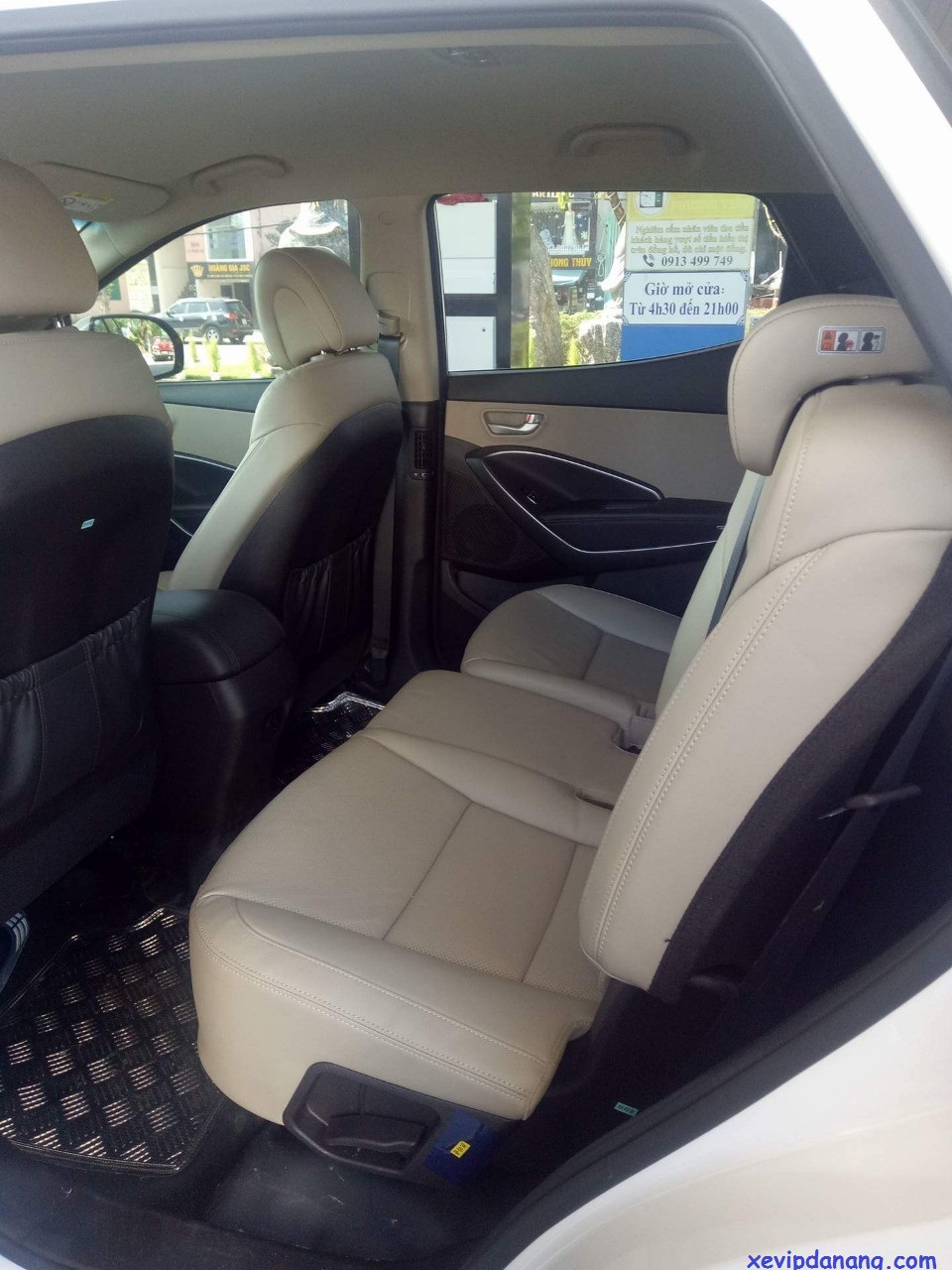 xe cao cấp Santafe Hyundai cho thuê Đà Nẵng