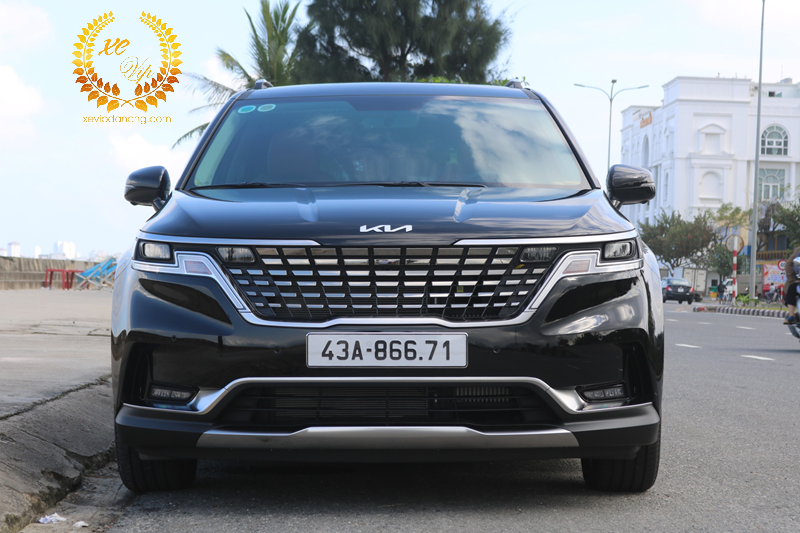 dich-vu-cho-thue-xe-kia-carnival-da-nang