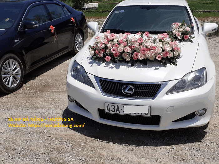 Dịch vụ cho thuê xe Lexus mui trần rước dâu tại Đà Nẵng