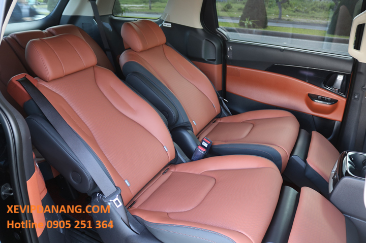 gia-thue-xe-kia-carnival-tai-da-nang-2026-(1)