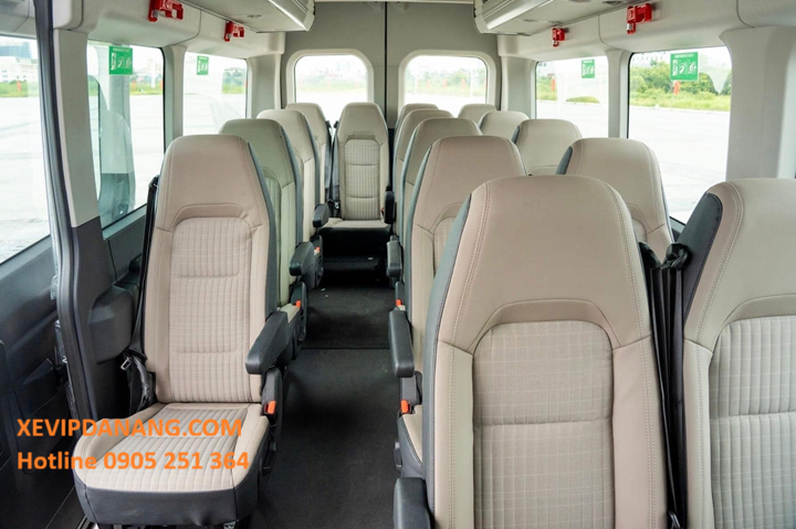 thue-xe-18-cho-ford-transit-premium-tai-da-nang-(3)