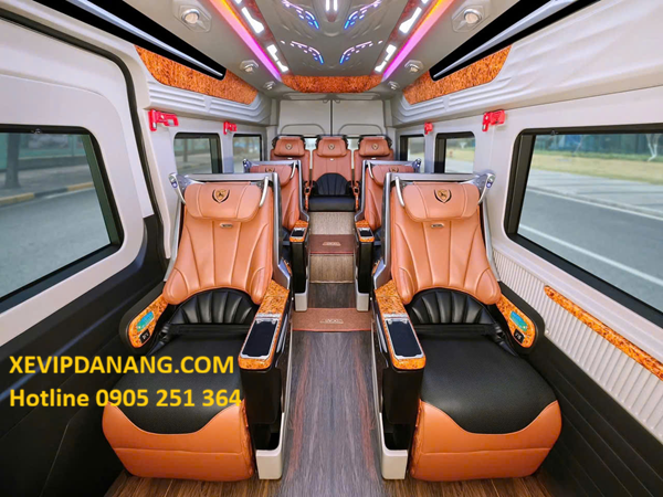 thue-xe-9-cho-du-lich-da-nang-hue-hoi-an-(2)