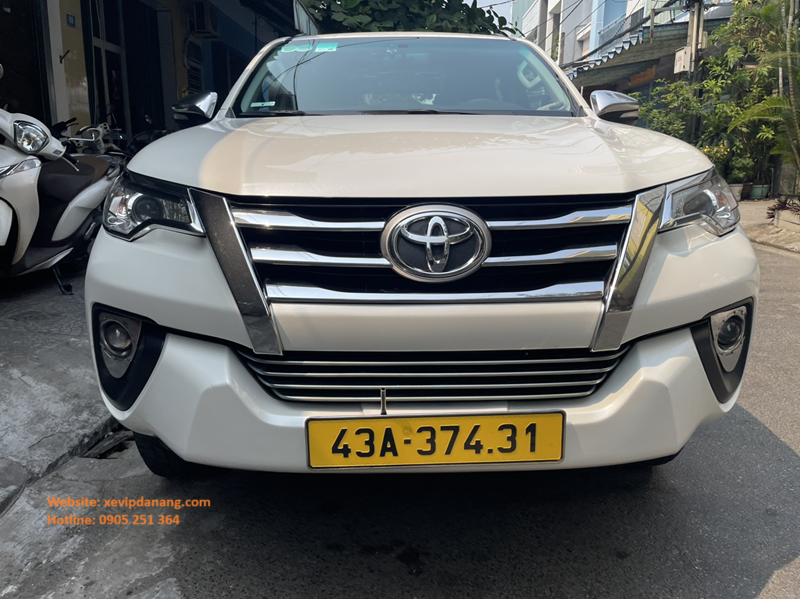 thue-xe-fortuner-7-cho-tai-da-nang-gia-re-(1)