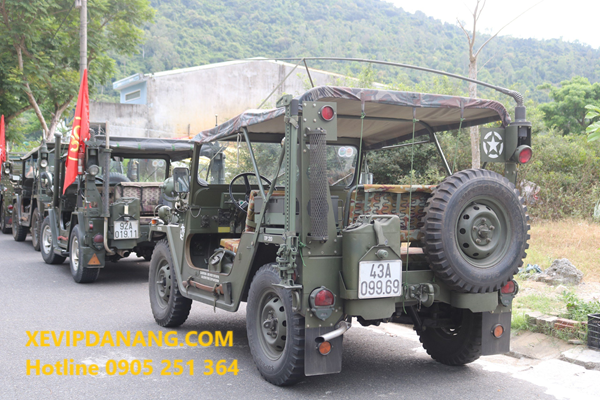 thue-xe-jeep-da-nang-hai-van-hue-(3).