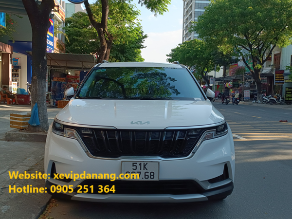 thue-xe-kia-carnival-da-nang-8-cho-(1)