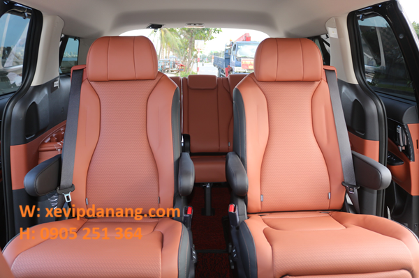 thue-xe-kia-carnival-da-nang-xe-cong-tac-(2)