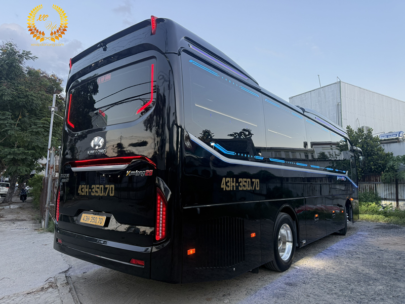 thue-xe-kim-long-limousine-24-cho-ghe-masage-da-nang-(5)