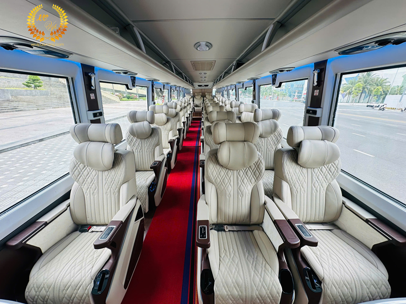 thue-xe-kim-long-limousine-28-cho-tai-da-nang-(5)