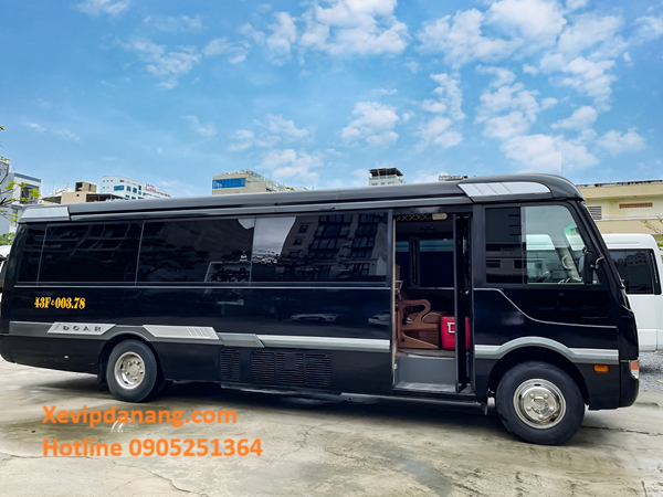 thue-xe-limousine-16-cho-tai-da-nang-di-hue-(1)