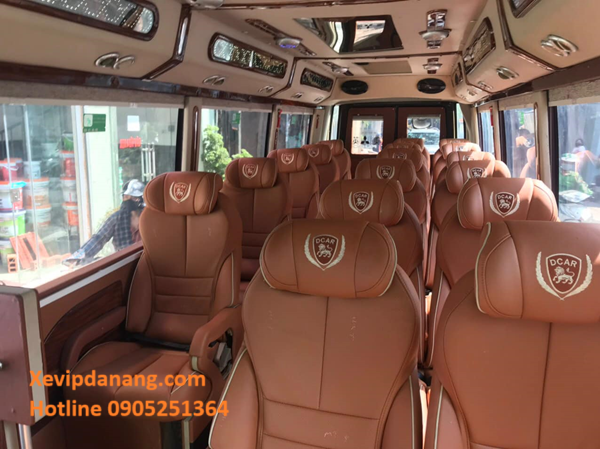 thue-xe-limousine-16-cho-tai-da-nang-di-hue-(3).