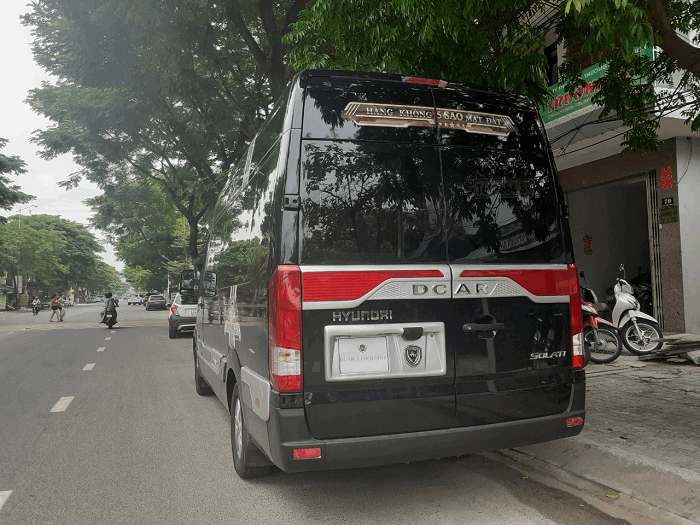 thue-xe-limousine-9-cho-da-nang-(5)
