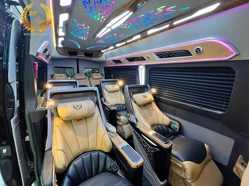 thue-xe-limousine-9-cho-da-nang-xe-moi-ghe-masage-gia-tot-(3)