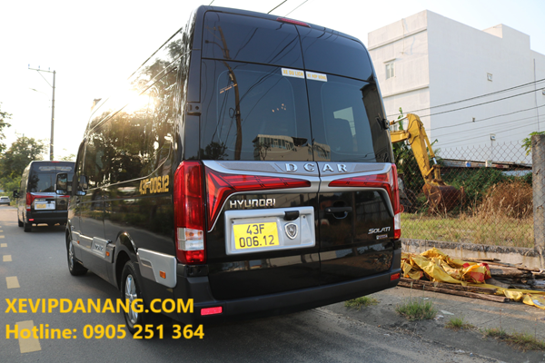 thue-xe-limousine-9-cho-tai-hue-(4)