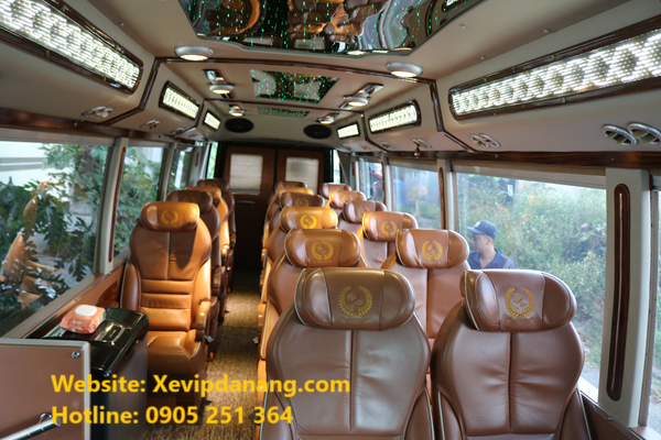 thue-xe-limousine-da-nang-16-cho-29-cho-(2)