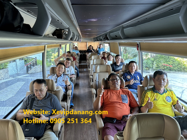 thue-xe-limousine-da-nang-16-cho-29-cho-(3)
