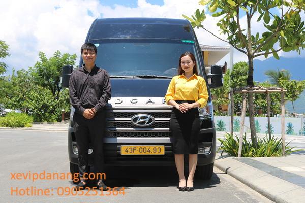 thue-xe-limousine-tai-da-nang-vip-(1)