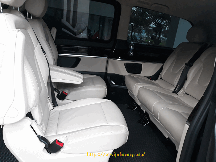 thue-xe-luxury-mercedes-v-250-da-nang