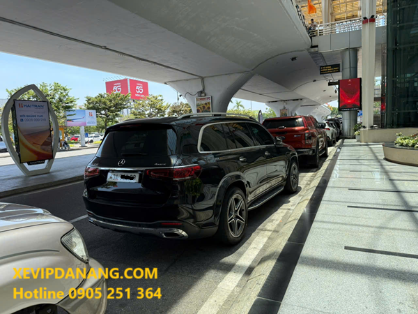 thue-xe-mercedes-benz-gls450-tai-da-nang-(4)