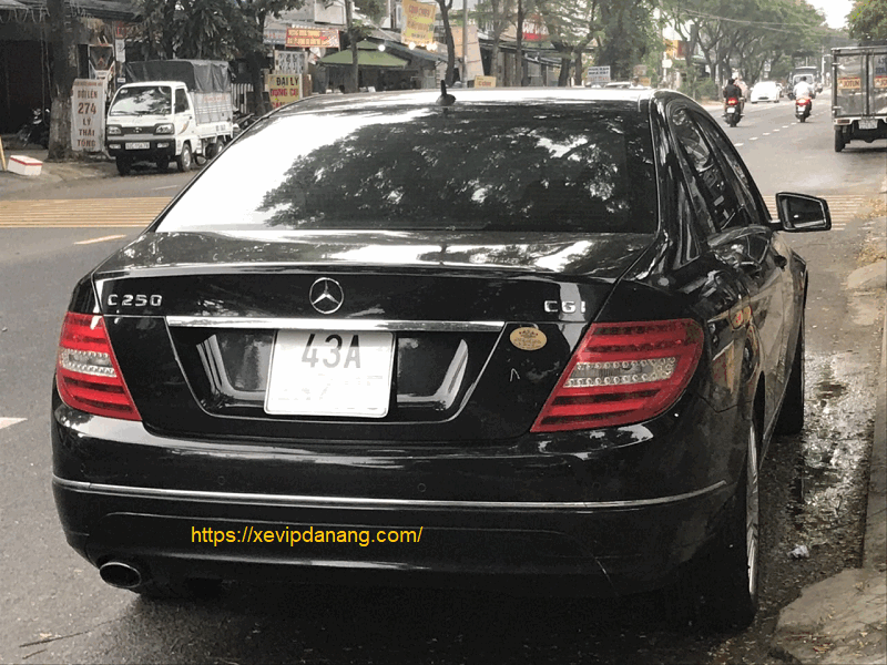 thue-xe-mercedes-c250-tai-da-nang-(1)(1)