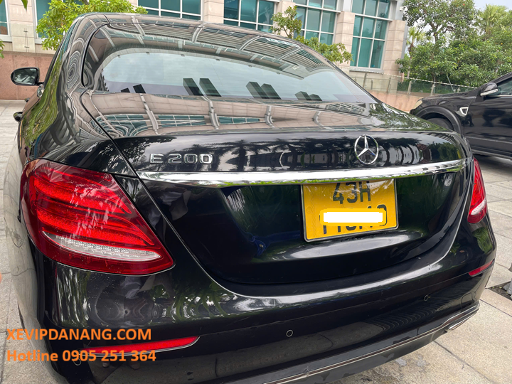 thue-xe-sang-mercedes-benz-e200-tai-da-nang-(4)
