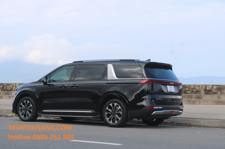 thue-xe-tu-lai-kia-carnival-tai-da-nang-(1)