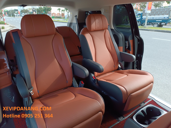 thue-xe-tu-lai-kia-carnival-tai-da-nang-(2)