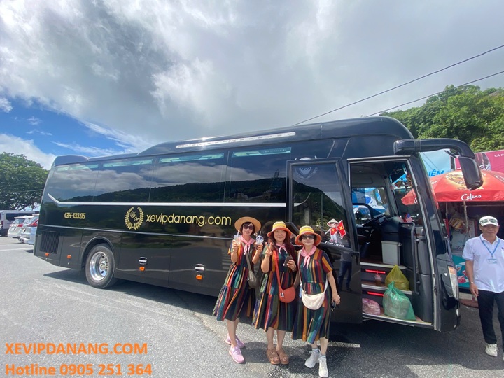 thue-xe-vip-19-cho-tai-da-nang-(1)